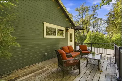 4716 SW Brugger St, Portland, OR 97219 - Photo 24