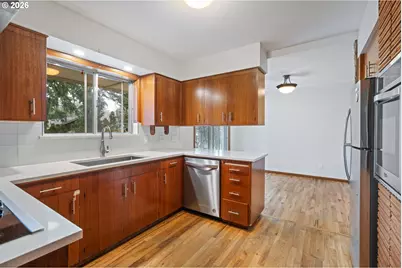 21525 SE Oak St, Gresham, OR 97030 - Photo 14