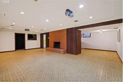 21525 SE Oak St, Gresham, OR 97030 - Photo 8