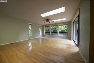 9894 SW Kimberly Dr, Tigard, OR 97224 - Photo 10