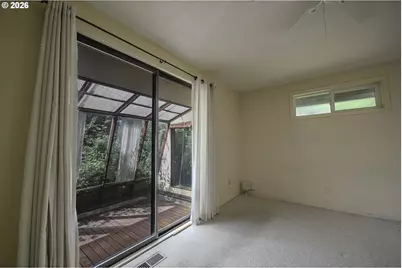9894 SW Kimberly Dr, Tigard, OR 97224 - Photo 24