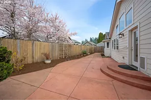 468 72nd St, Springfield, OR 97478 - Photo 42