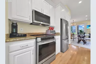 32082 SW Charbonneau Dr, Wilsonville, OR 97070 - Photo 10