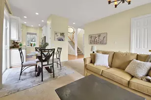32082 SW Charbonneau Dr, Wilsonville, OR 97070 - Photo 6
