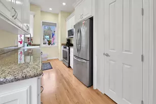 32082 SW Charbonneau Dr, Wilsonville, OR 97070 - Photo 8
