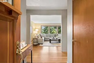 3402 NW Luray Terrace, Portland, OR 97210 - Photo 2