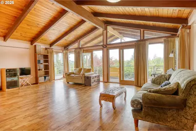 21400 NW Watson Rd, Scappoose, OR 97056 - Photo 8