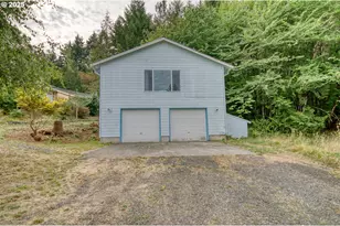 21400 NW Watson Rd, Scappoose, OR 97056 - Photo 24