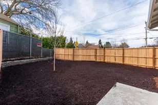 9406 N Saint Louis Ave, Portland, OR 97203 - Photo 22