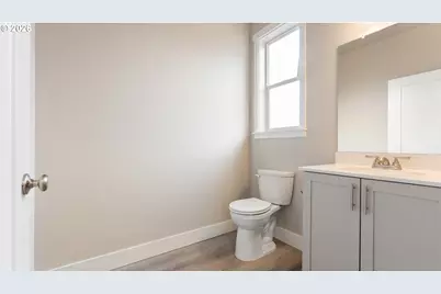 9406 N St. Louis Ave, Portland, OR 97203 - Photo 12