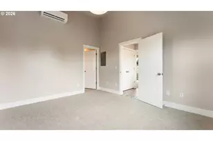 9406 N Saint Louis Ave, Portland, OR 97203 - Photo 16