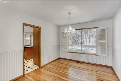 15035 SW Gearhart Dr, Beaverton, OR 97007 - Photo 8