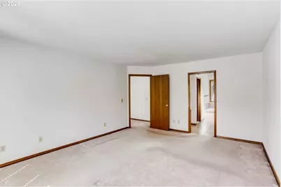 15035 SW Gearhart Dr, Beaverton, OR 97007 - Photo 18