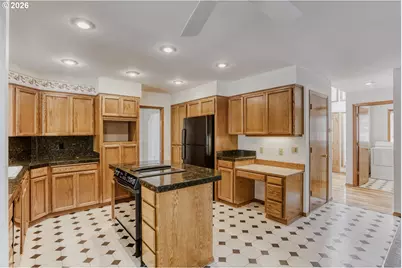 15035 SW Gearhart Dr, Beaverton, OR 97007 - Photo 12