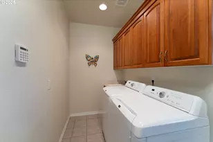 1719 NW Troon Ct, McMinnville, OR 97128 - Photo 28