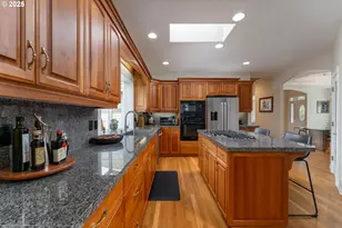 1719 NW Troon Ct, McMinnville, OR 97128 - Photo 14