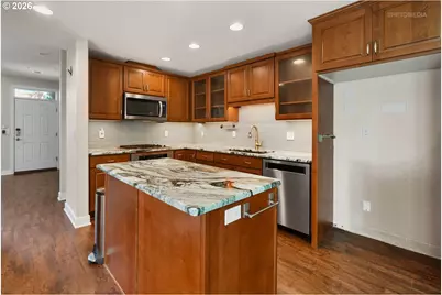6279 NE Carillion Dr #102, Hillsboro, OR 97124 - Photo 12