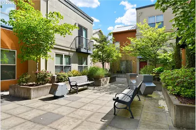 6279 NE Carillion Dr #102, Hillsboro, OR 97124 - Photo 4