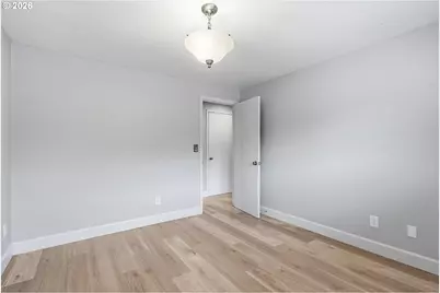 21 NE Bryant St, Portland, OR 97211 - Photo 22