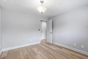 21 NE Bryant St, Portland, OR 97211 - Photo 22