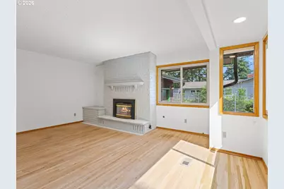 3123 SE 129th Ave, Portland, OR 97236 - Photo 8