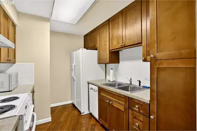 1500 SW 5th Ave, Portland, OR 97201 - Photo 10