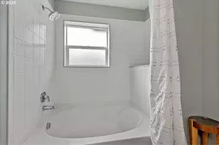 30406 SW Ruth St, Wilsonville, OR 97070 - Photo 28