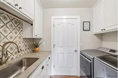 16456 Wayne Dr, Oregon City, OR 97045 - Photo 20