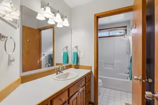 16532 SW Holly Hill Rd, Hillsboro, OR 97123 - Photo 18