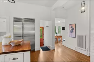 1965 SW Montgomery Pl, Portland, OR 97201 - Photo 20