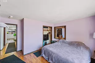 1366 Lakeshore Dr, Coos Bay, OR 97420 - Photo 20