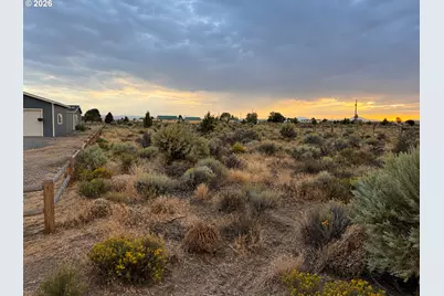 86880 Glitter Ln, Christmas Valley, OR 97641 - Photo 40