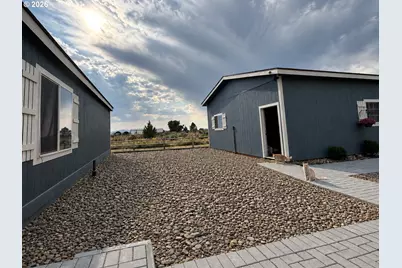 86880 Glitter Ln, Christmas Valley, OR 97641 - Photo 10