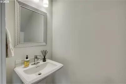 1390 N Simpson St, Portland, OR 97217 - Photo 12