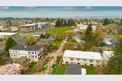 1390 N Simpson St, Portland, OR 97217 - Photo 26