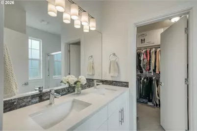1390 N Simpson St, Portland, OR 97217 - Photo 16