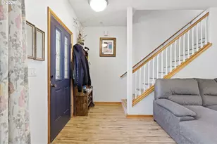 2025 SW 6th Ave, Camas, WA 98607 - Photo 2