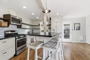 19350 SW Murphy St, Beaverton, OR 97078 - Photo 6