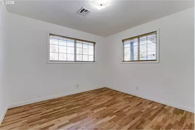 401 Sterling Dr, Eugene, OR 97404 - Photo 14