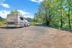 23620 State Hwy 38, Elkton, OR 97436 - Photo 28