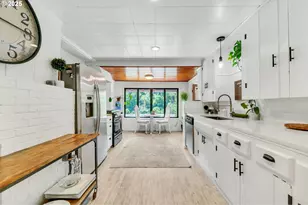 23620 State Hwy 38, Elkton, OR 97436 - Photo 10