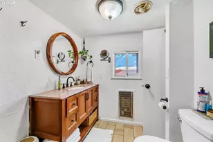 23620 State Hwy 38, Elkton, OR 97436 - Photo 18