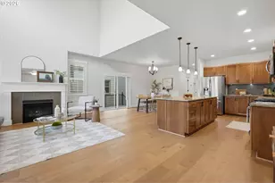 29184 SW Costa Cir E, Wilsonville, OR 97070 - Photo 10