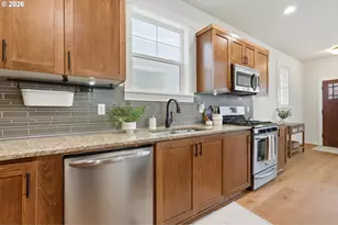 29184 SW Costa Cir E, Wilsonville, OR 97070 - Photo 16