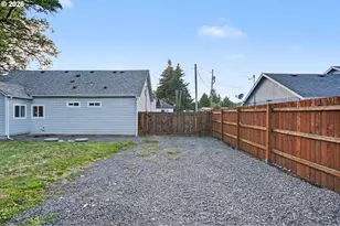 264 7th St, Lyons, OR 97358 - Photo 32