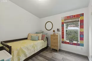 6743 N Bank Rd, Roseburg, OR 97470 - Photo 34