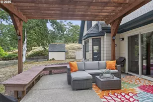 6743 N Bank Rd, Roseburg, OR 97470 - Photo 24