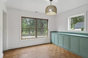 6743 N Bank Rd, Roseburg, OR 97470 - Photo 8