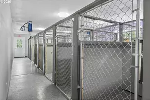 6743 N Bank Rd, Roseburg, OR 97470 - Photo 40