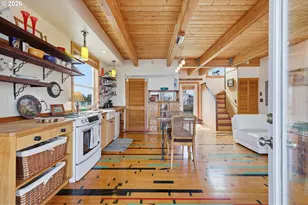 34326 Johnson's Landing Rd, Scappoose, OR 97056 - Photo 6